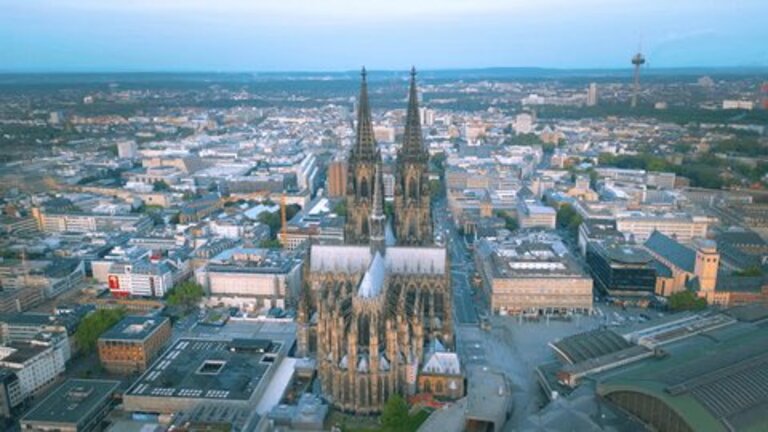 Umzug von Wien nach Köln – Blick auf Köln in Nordrhein-Westfalen